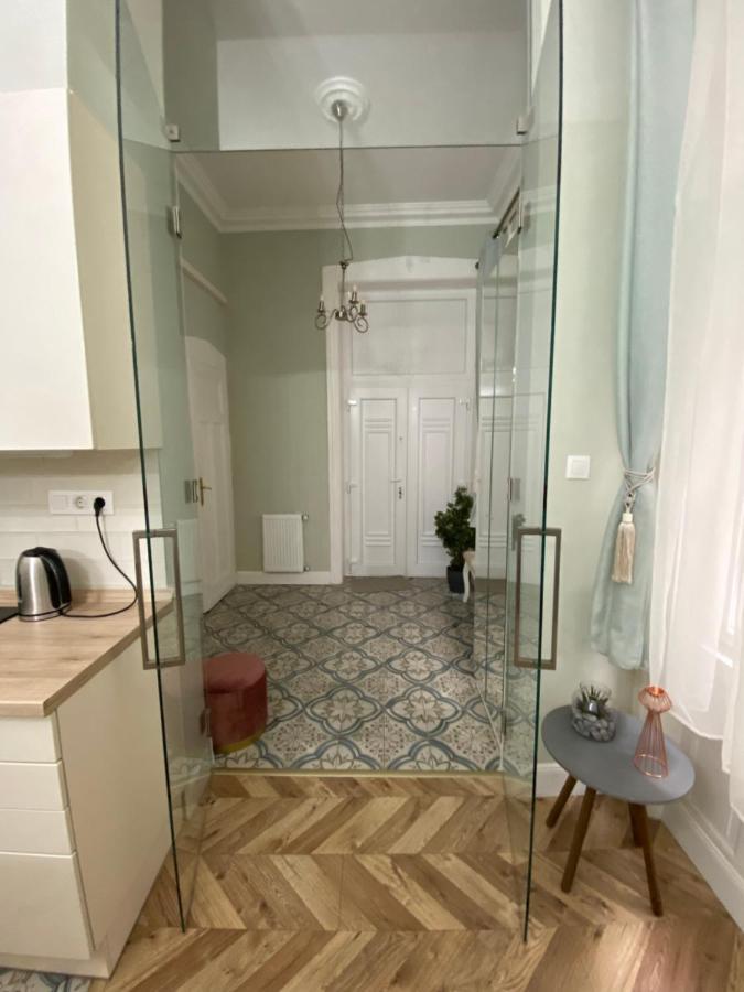 Pj Apartment Budapest Luaran gambar